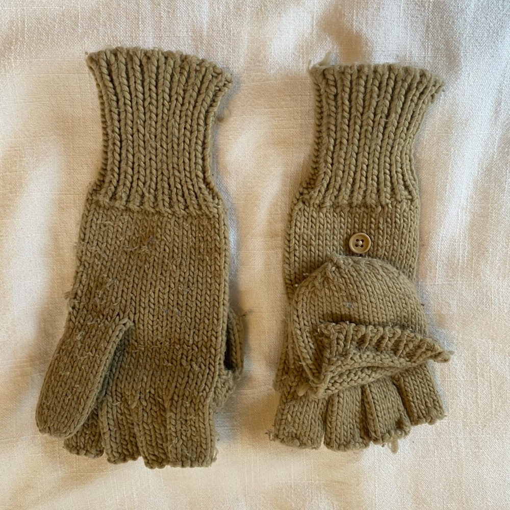 Tan open fingered mittens